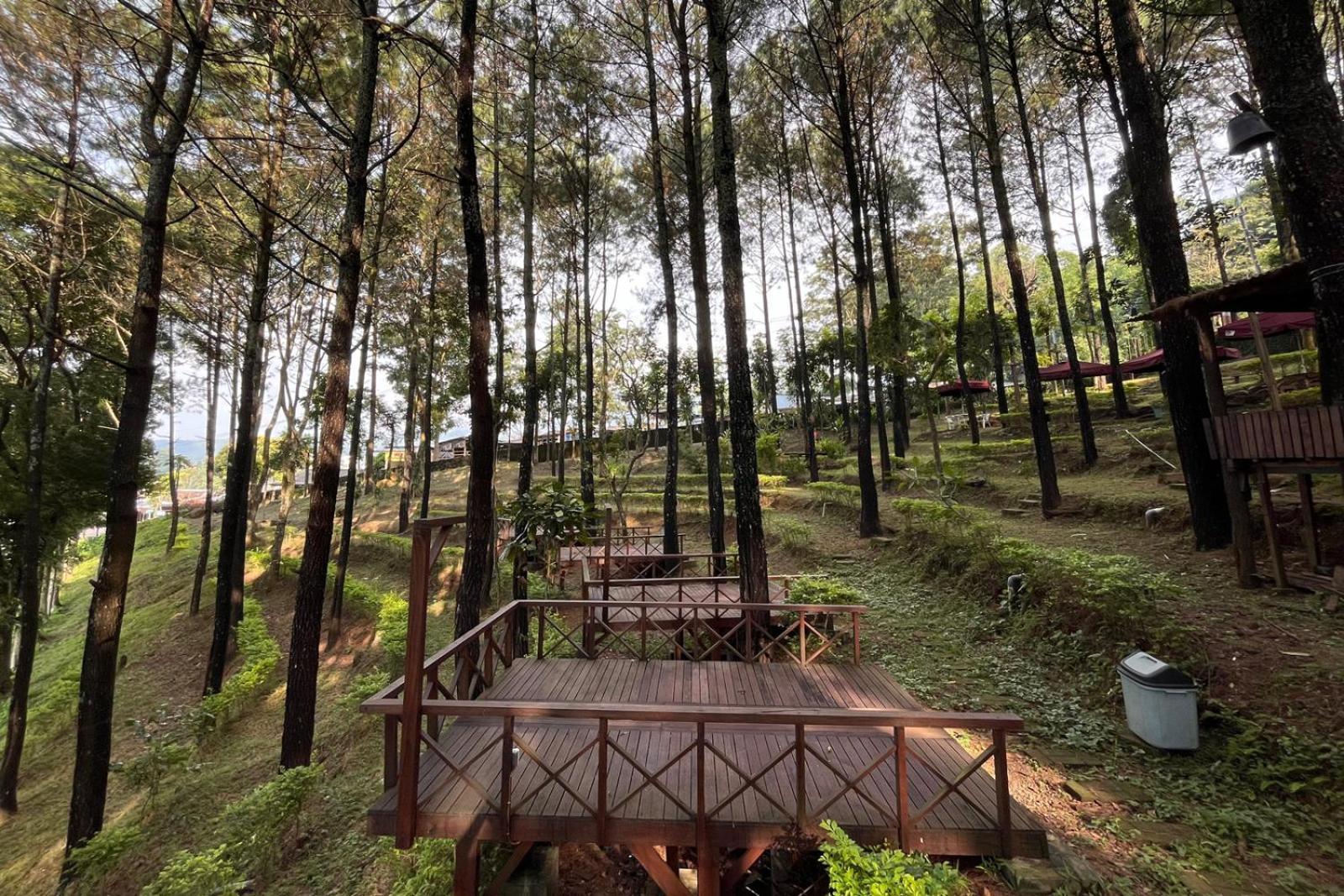 Alas Pacet By Twospaces, Mojokerto Экстерьер фото
